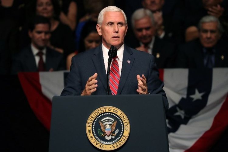 Akankan Wakil Presiden AS Mike Pence naik pangkat menjadi presiden?