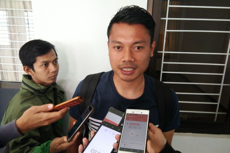 Gelandang Persib Bandung Dedi Kusnandar saat ditemui wartawan di Mes Persib, Jalan Ahmad Yani, Rabu (1/11/2017).