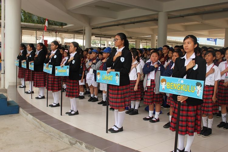 Para peserta Olimpiade Sains Tarakanita (OSTAR) III yang mulai digelar Rabu (8/11/2017) dan diikuti 59 sekolah di bawah naungan Yayasan Tarakanita dari Wilayah Lahat, Bengkulu, Tangerang, Jakarta, Jawa Tengah, Yogyakarta dan Surabaya mengikuti.