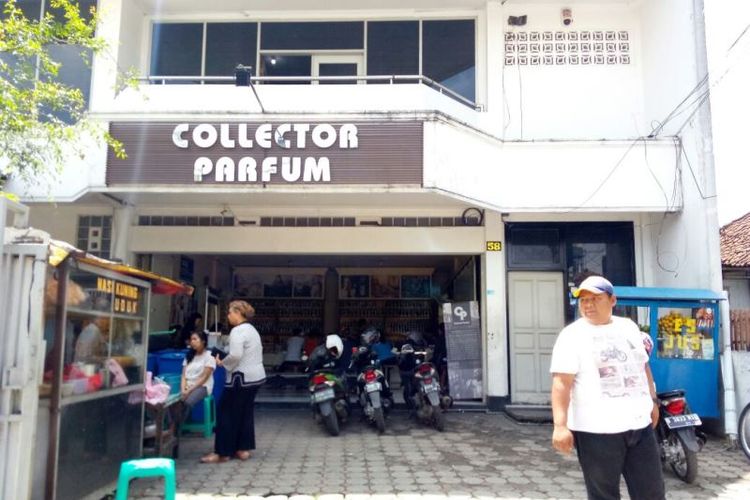 Collector Parfum, nama toko parfum yang telah lama dikenal warga Kota Bandung. 