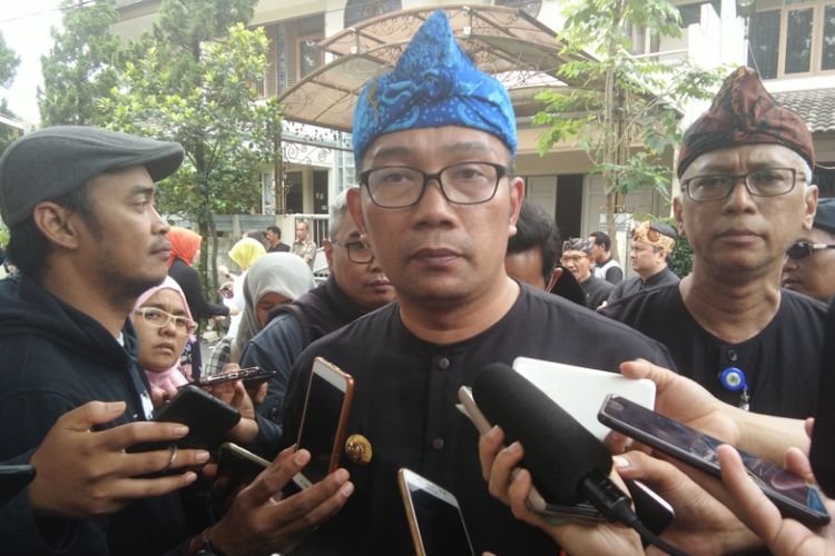 Wali Kota Bandung Ridwan Kamil saat ditemui wartawan usai meresmikan Taman Cikapundung Regol, Rabu (7/2/2018)