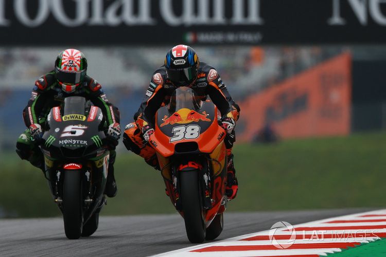 Bradley Smith Red Bull KTM Factory Racing dan Johann Zarco, Monster Yamaha Tech 3.