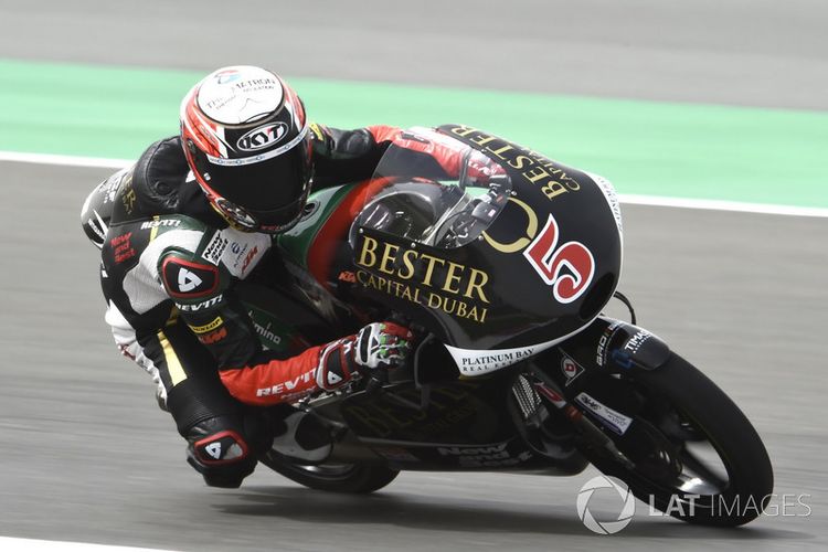 Pebalap Moto3 Jaume Masia (Bester Capital Dubai) menggunakan helm KYT.