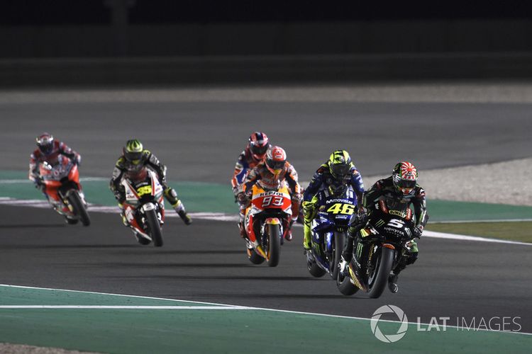 Johan Zarco saat memimpin balap di Losail, Qatar 2018.