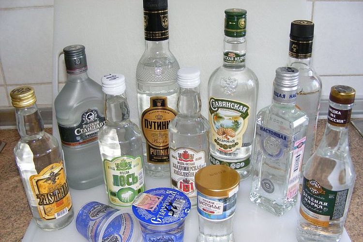 Berbagai jenis vodka.