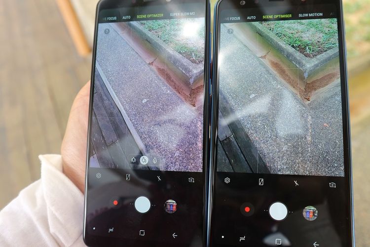 Mode Scene Optimizer Galaxy A9 (kiri) menampilkan pilihan tangkapan gambar wide, telephoto, atau fix. Sementara opsi yang sama tidak muncul di Galaxy A7.