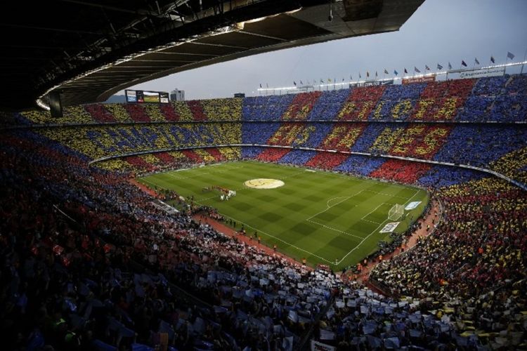 Pemandangan Stadion Camp Nou pada laga El Clasico, Barcelona vs Real Madrid, dalam lanjutan La Liga Spanyol, 6 Mei 2018. 