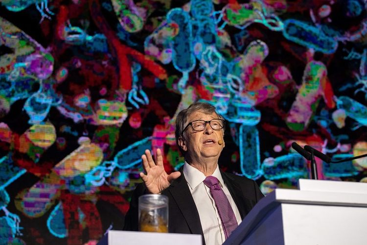 Pendiri Microsoft Bill Gates berbicara dalam ajang reinvented toilet expo di Beijing, China, Selasa (6/11/2018). 