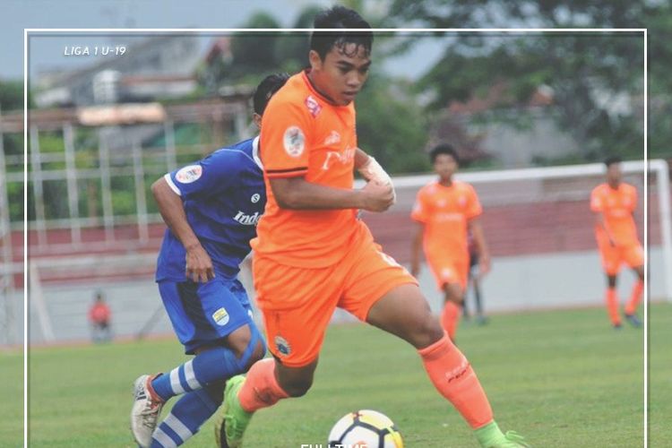 Laga perdana Grup A babak 8 besar Liga 1 U-19 antara Persib Bandung kontra Persija Jakarta di Stadion Moch. Soebroto, Kota Magelang, Rabu (7/11/2018).