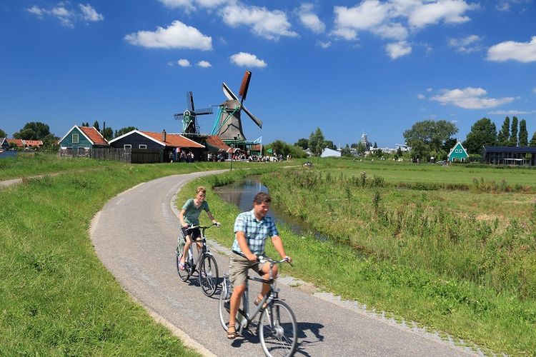 Belanda adalah salah satu negara degan budaya menunggang sepeda yang tinggi.