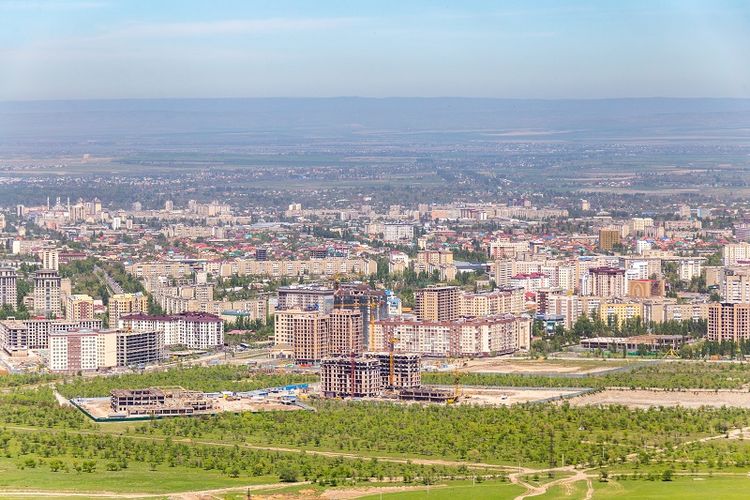 Pemandangan Bishkek, ibu kota Kirgistan.