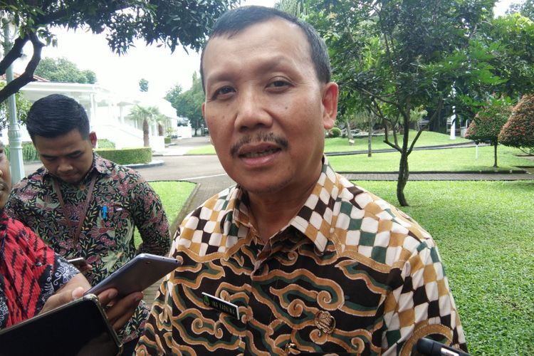 Sekretaris Daerah Jawa Barat Iwa Karniwa saat ditemui di Gedung Pakuan, Jalan Cicendo, beberapa waktu lalu. .