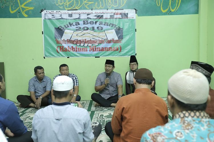 Menurut Hendi, momen Ramadhan ini adalah waktu yang tepat baginya untuk bersilaturrahmi kepada jamaah masjid atau musala, takmir masjid, dan kyai-kyai di Kota Semarang, baik melalui acara buka puasa bersama, tarawih keliling, maupun Jarik Masjid (Jumat Resik-Resik Masjid).