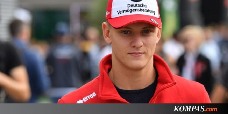Bos Mercedes Berikan Selamat kepada Putra Michael Schumacher