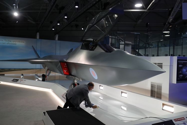 Model pesawat jet tempur terbaru Inggris, Tempest, yang diungkap dalam festival dirgantara di Farnborough pada 16 Juli lalu.