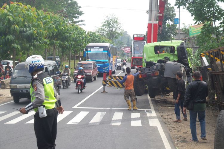 Mudik Lewat Mana, Tol Darurat Berdebu atau Jalur Pantura 