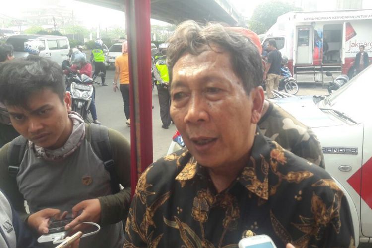 Kepala Unit Pelayanan Kendaraan Bermotor (PKB) dan Bea Balik Nama Kendaraan Bermotor (BBNKB)  Wilayah Jakarta Timur M Taufik Hidayat 