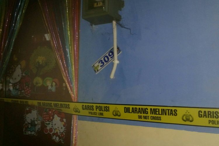 Kamar tempat Murtiyaningsih alias Nana tewas dibunuh kekasihnya sendiri di kawasan Tanjung Duren, Jakarta Barat. Foto diambil pada Jumat (22/9/2017).