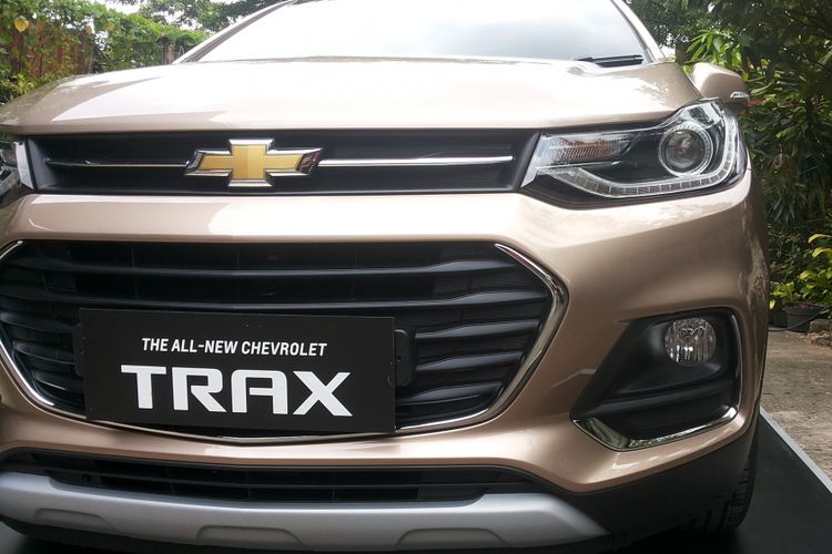 Chevrolet Trax warna Cuppertino yang diluncurkan di salah satu pabrik kerajinan di Jakarta Barat, Kamis (1/3/2018).