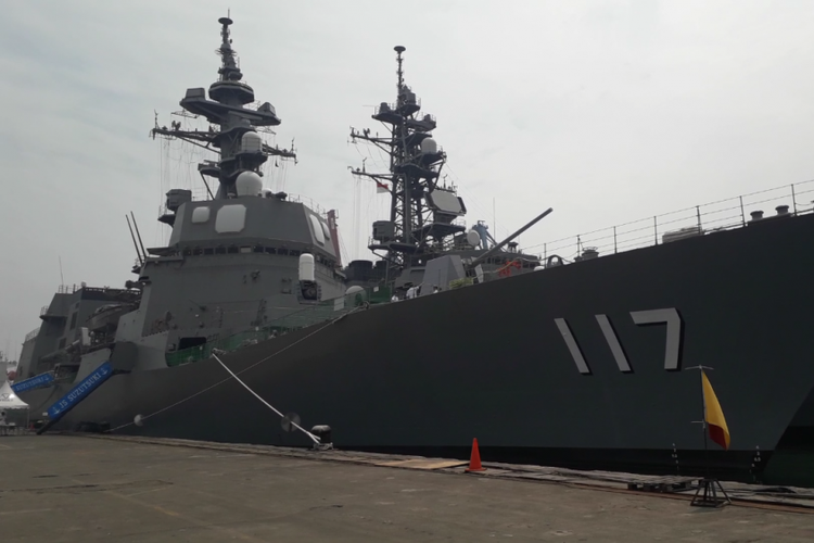 Kapal JS Suzutsuki milik Angkatan Laut Jepang yang tengah bersandar di Pelabuhan Tanjung Priok, Kamis (20/9/2018).