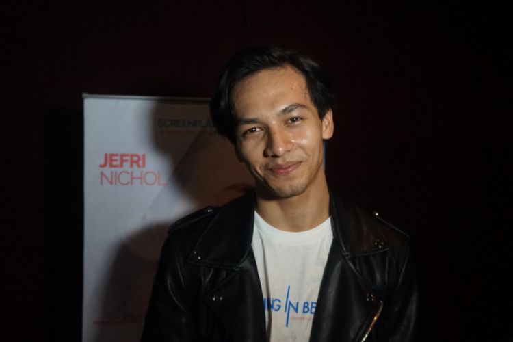 Aktor muda Jefri Nichol saat ditemui dalam promosi film Something in Between di kawasan Blok M, Jakarta Selatan, Kamis (27/9/2018).