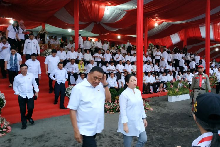 Menko PMK Puan Maharani membuka Pekan Kerja Nyata Revolusi Mental di Manado, Sulawesi Utara, Jumat (26/10/2018).