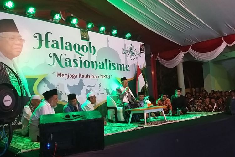 Maruf Amin saat menjadi pembicara Halaqoh Nasionalisme-Menjaga Keutuhan NKRI yang digelar PC NU Kabupaten Madiun di Desa Munggut, Kecamatan Wungu, Kabupaten Madiun, Senin ( 21/9/2019) malam.