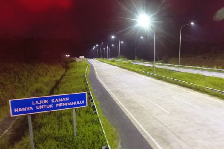 Jalan Tol Manado-Bitung 