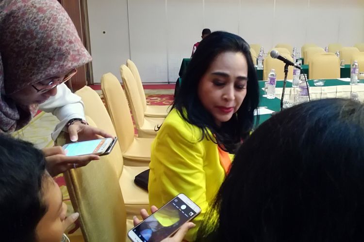 Ketua Umum Partai Berkarya Neneng Anjarwati Tutty saat ditemui di Hotel Sari Pan Pacific, Jakarta, Senin (26/2/2018).