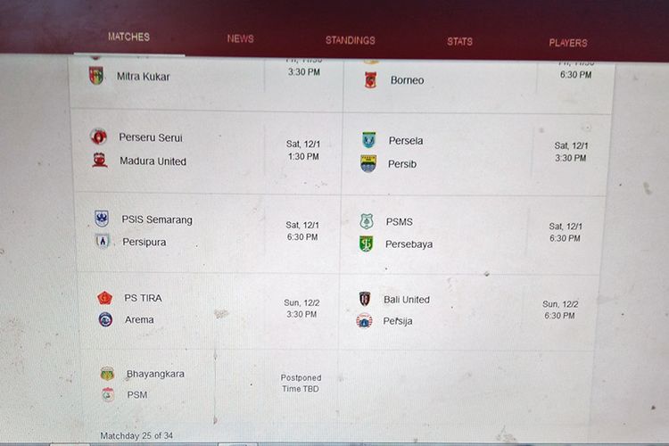 Tangkapan layar kabar penundaan laga Bhayangkara FC menghadapi PSM Makassar di situs penyedia jadwal Liga 1 yang ada di google.com.