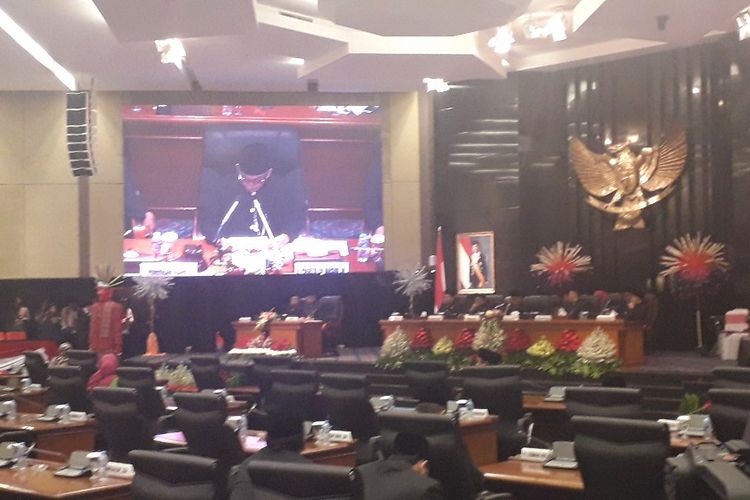 Suasana sidang paripurna HUT ke-492 Jakarta di Gedung DPRD DKI Jakarta, Sabtu (22/6/2019).