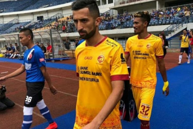 Salah satu pemain asing Sriwijaya FC, Manuchehr Jalilov bakal bela timnas Tajikistan dan tinggalakn Sriwijaya sementara.