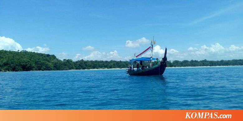 Teluk Banyu Biru, Destinasi Wisata Baru di Banyuwangi ...