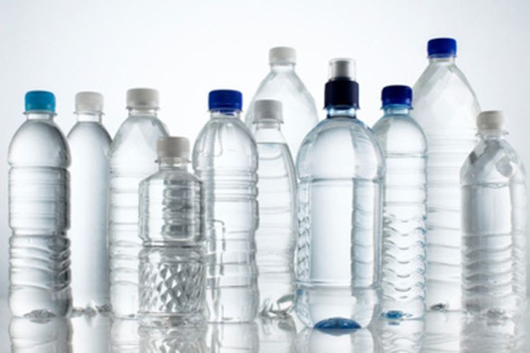 Amankah Minum Air dalam Kemasan Botol  Plastik  Kompas com