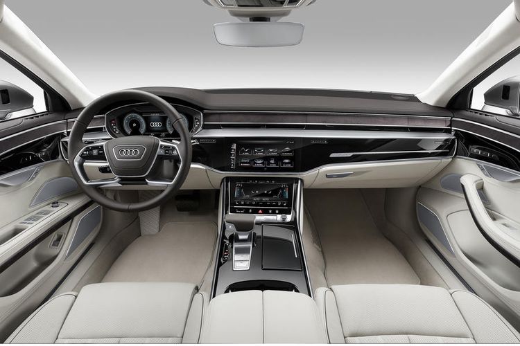 Interior Audi A8 dengan filosofi modern tapi bersih.