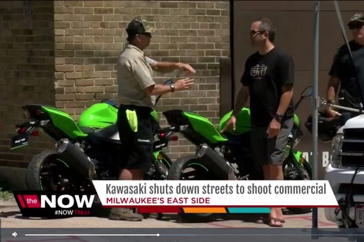 Kawasaki Ninja 400 ditengarai siap meluncur dan kini sedang shooting video komersial.