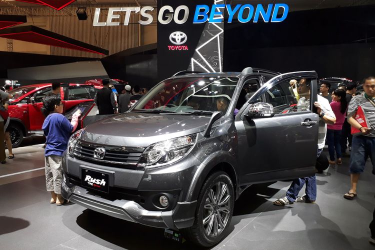 Toyota Rush modifikasi tanpa ban cadangan tampil di GIIAS 2017.