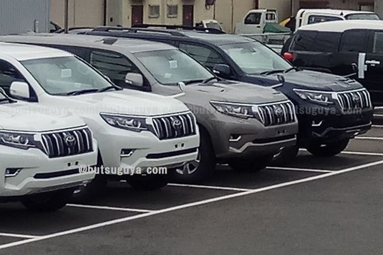 Toyota Land Cruiser Prado 2018 spyshot.