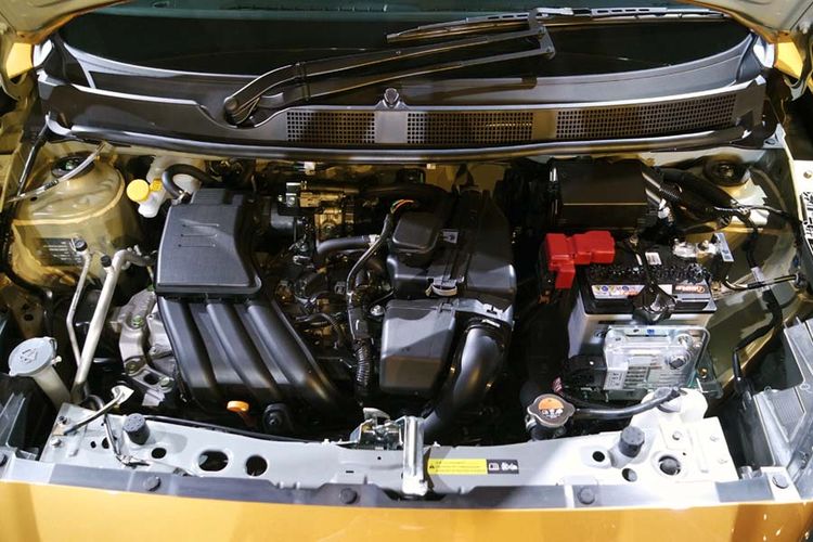 Datsun Cross resmi diperkenalkan untuk dunia, di Jakarta, Kamis (18/1/2018). Cross menggunakan mesin 1.2L yang sama seperti GO+, namun ada perubahan besar tenaga di transmisi CVT.