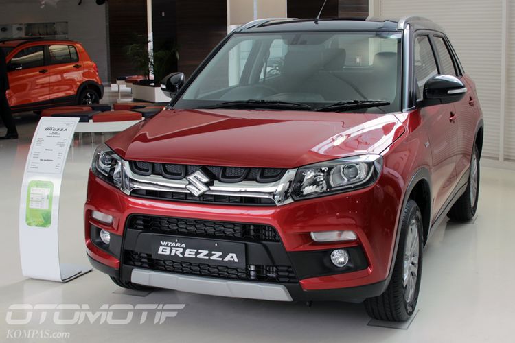 Suzuki Vitara Brezza di India dijual di diler Arena. 