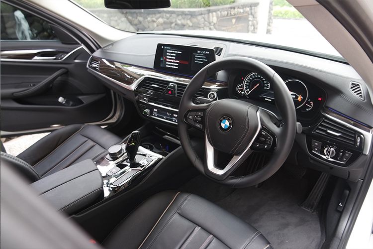 Interior BMW 520i (G30).