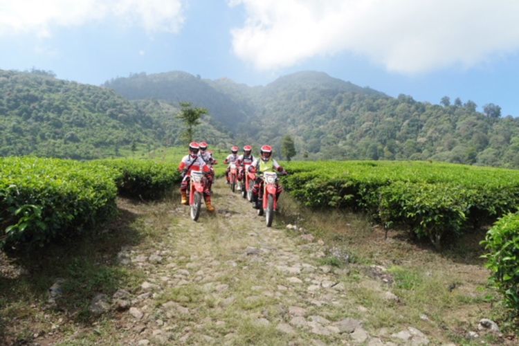 Kegiatan Terabas bersama Honda CRF150L