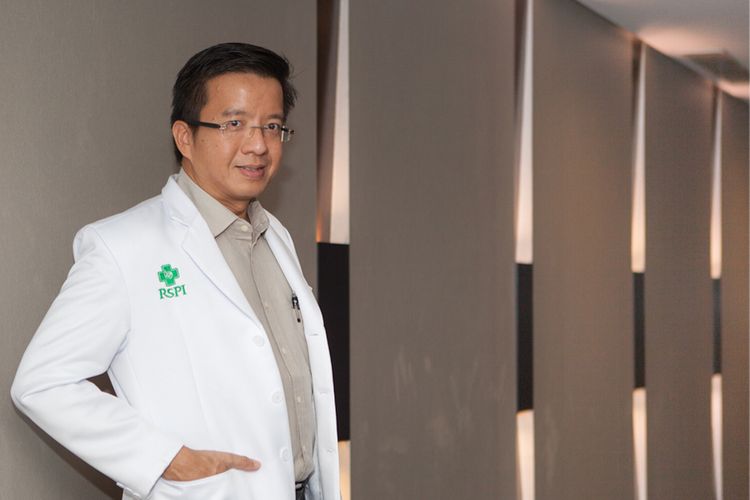 Dr. dr. Peter Ian Limas, Sp. B-KBD
Dokter Spesialis Bedah Konsultan Bedah Digestif
RS Pondok Indah - Pondok Indah