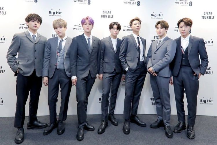 BTS saat akan menggelar konser di Wembley Stadium di London, Inggris, pada 1 Juni 2019.