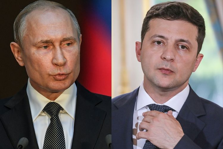 Presiden Rusia Vladimir Putin (kiri) dan Presiden Ukraina Volodymyr Zelensky.