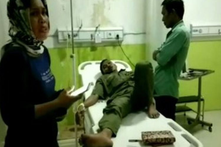 Akibat terlibat bentrokan fisik dalam perebutan lahan di Mamuju Utara, Sulawesi Barat, 4 orang terluka, satu di antaranya dilarikan ke rumah sakit.