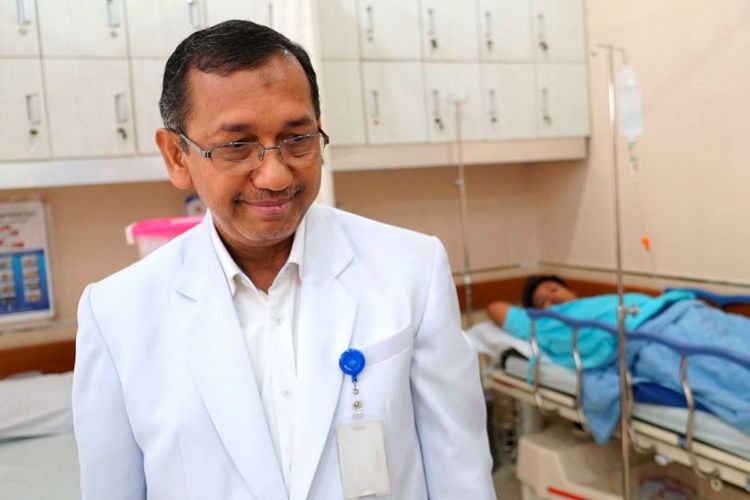 Spesialis pencernaan (gastroenterologist) dr Murdani Abdullah.