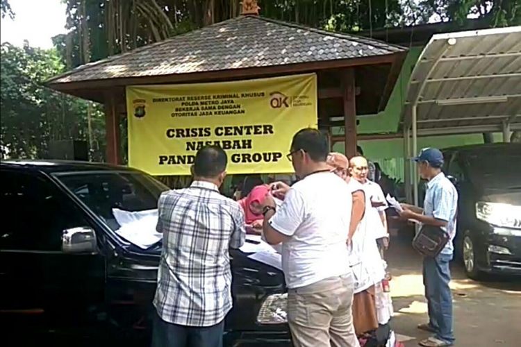 Crisis center nasabah Pandawa Group di saung Direktorat Reserse Kriminal Khusus Polda Metro Jaya.