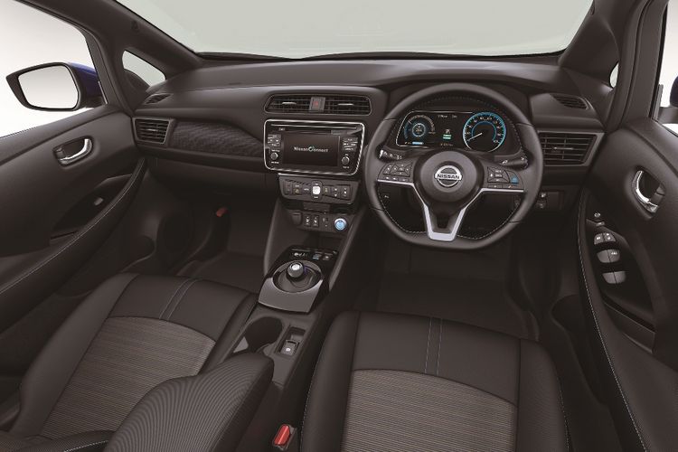 Interior New Nissan Leaf 2017.