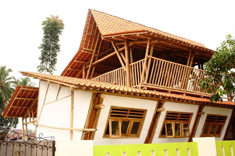 Bangunan bambu PAUD Nurhikmat Tasikmalaya
